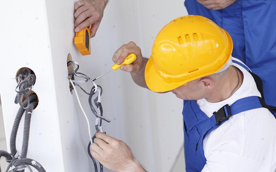 recherche travail électricien bâtiment Paris 1